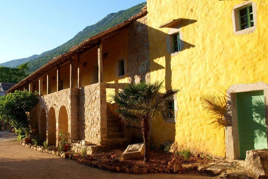 Hotel Village Balatura - Exclusive Veggie Tribalj  Exterior foto